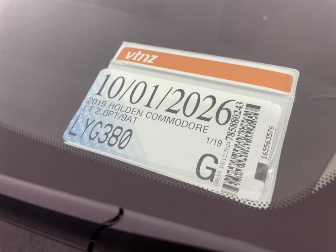 Photo '32' of Holden Commodore LT Photo '32' of Holden Commodore LT