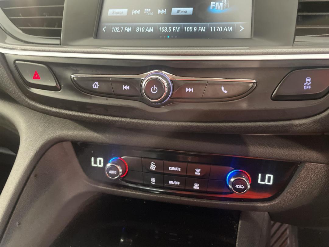 Photo '28' of Holden Commodore LT Photo '28' of Holden Commodore LT