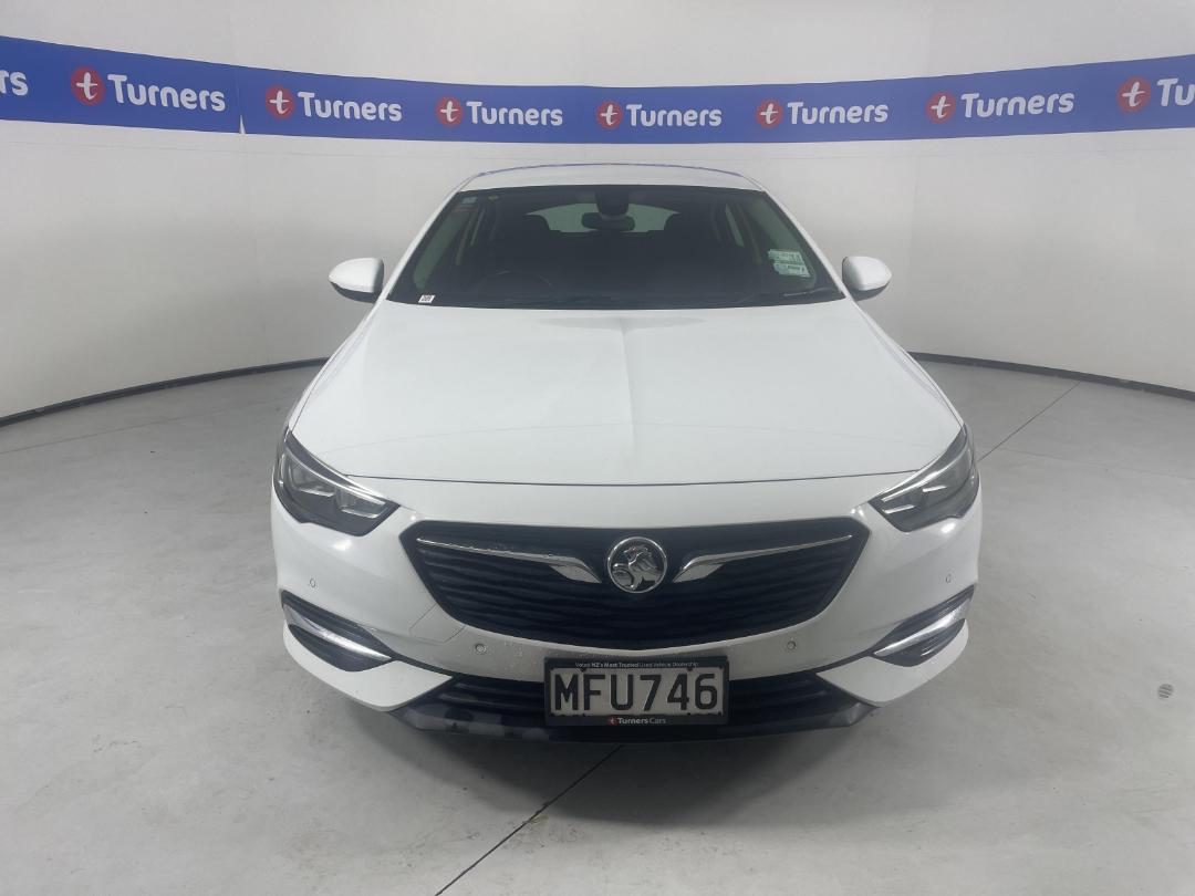 Photo '2' of Holden Commodore