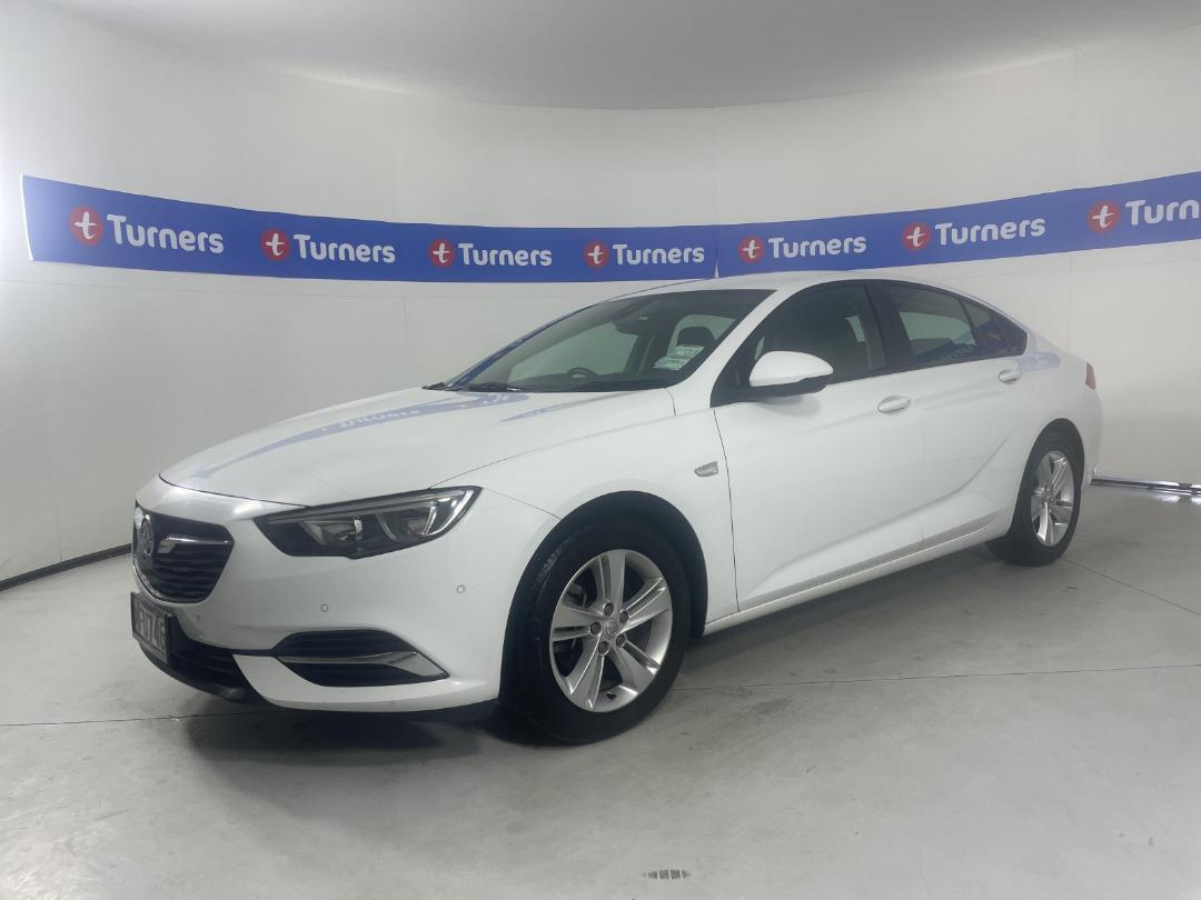 Photo '4' of Holden Commodore