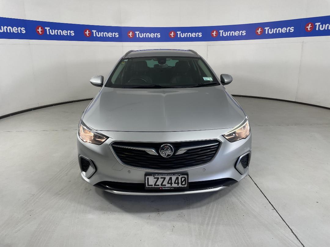 Photo '2' of Holden Commodore Photo '2' of Holden Commodore