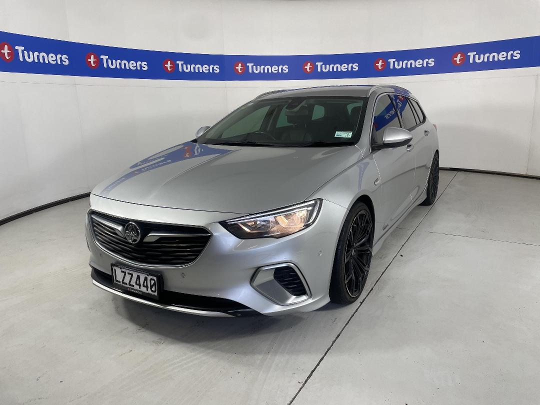 Photo '4' of Holden Commodore Photo '4' of Holden Commodore