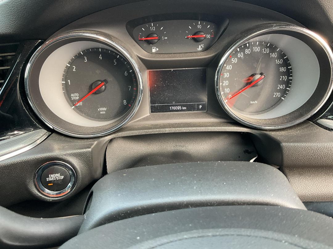 Photo '5' of Holden Commodore LT Photo '5' of Holden Commodore LT