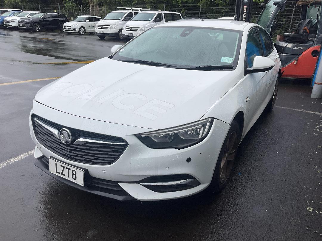 Photo '2' of Holden Commodore LT Photo '2' of Holden Commodore LT