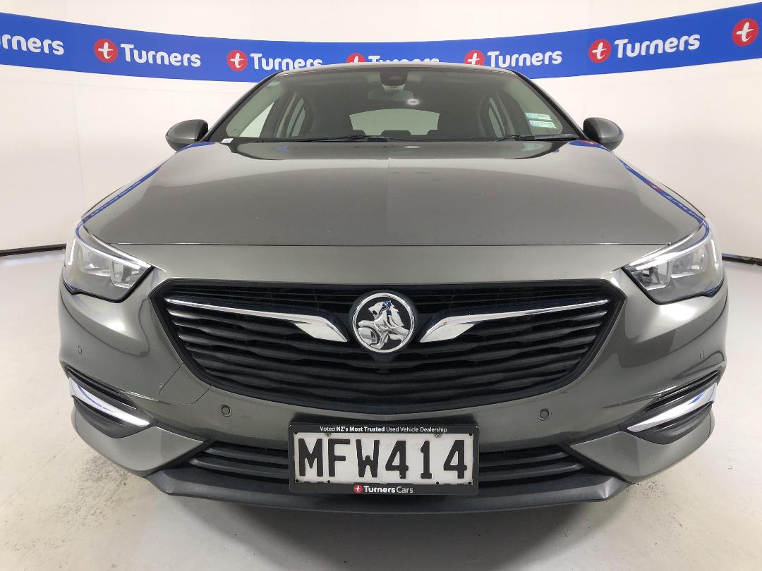 Photo '2' of Holden Commodore Photo '2' of Holden Commodore