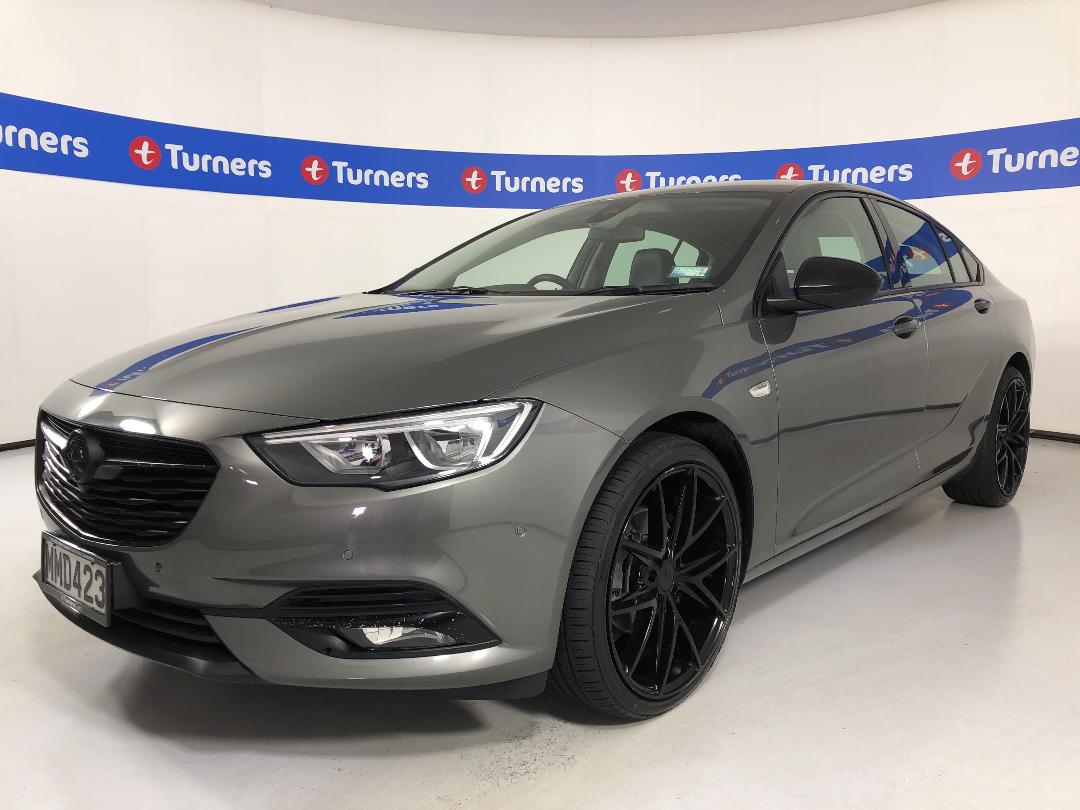 Photo '4' of Holden Commodore Photo '4' of Holden Commodore