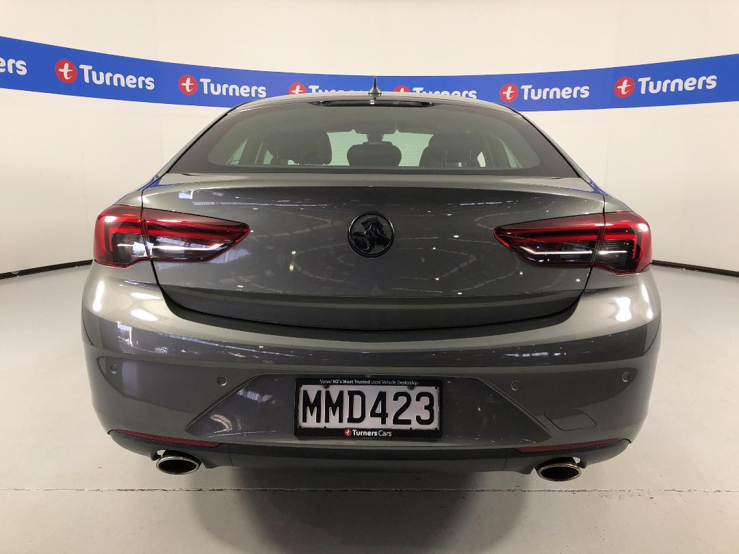 Photo '6' of Holden Commodore Photo '6' of Holden Commodore