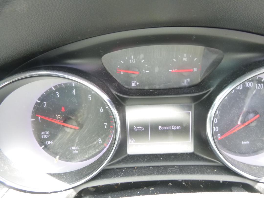 Photo '14' of Holden Commodore RS Wagon