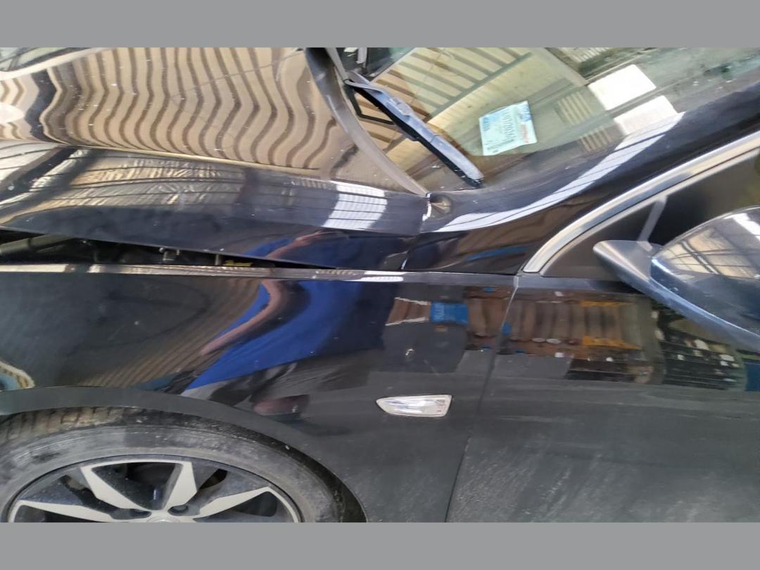 Photo '4' of Holden Commodore RS Wagon