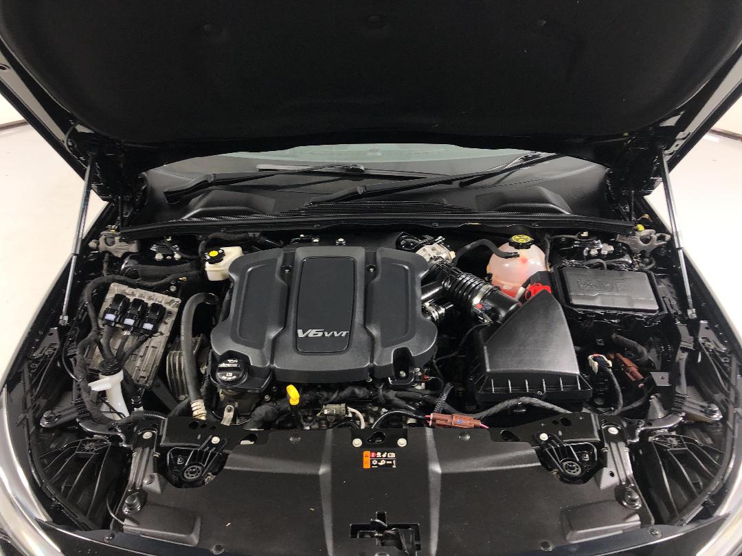 Photo '13' of Holden Commodore