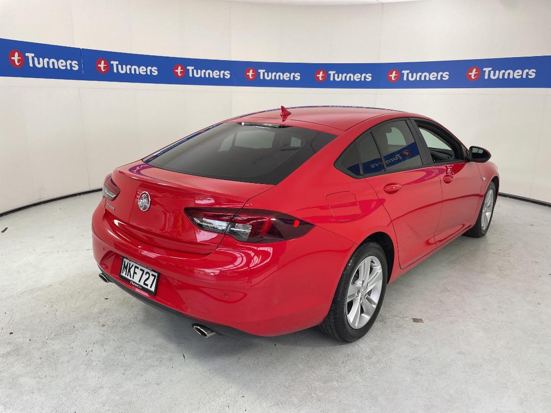 Photo '7' of Holden Commodore