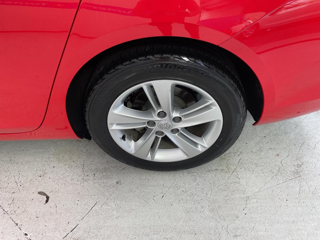 Photo '11' of Holden Commodore