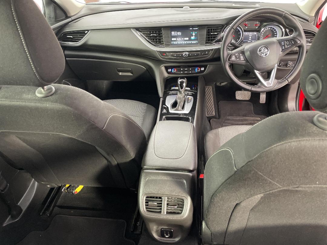 Photo '18' of Holden Commodore