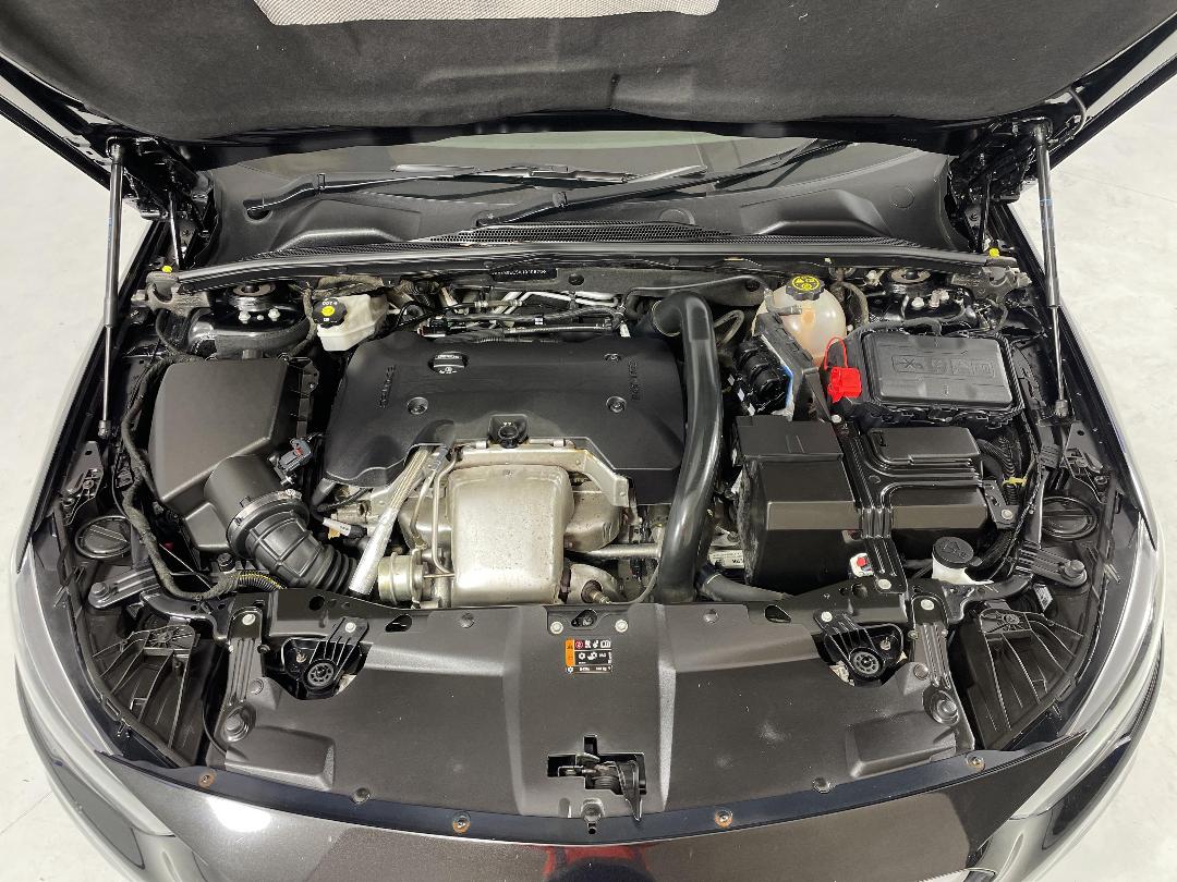 Photo '13' of Holden Commodore