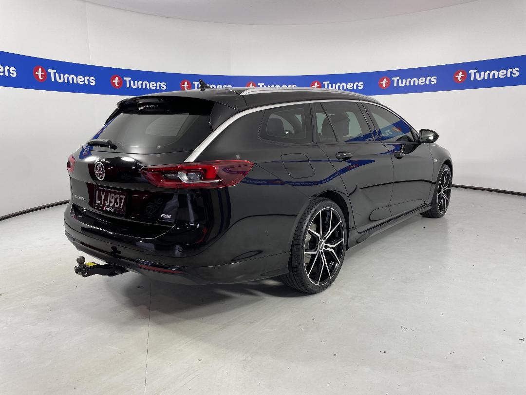 Photo '7' of Holden Commodore