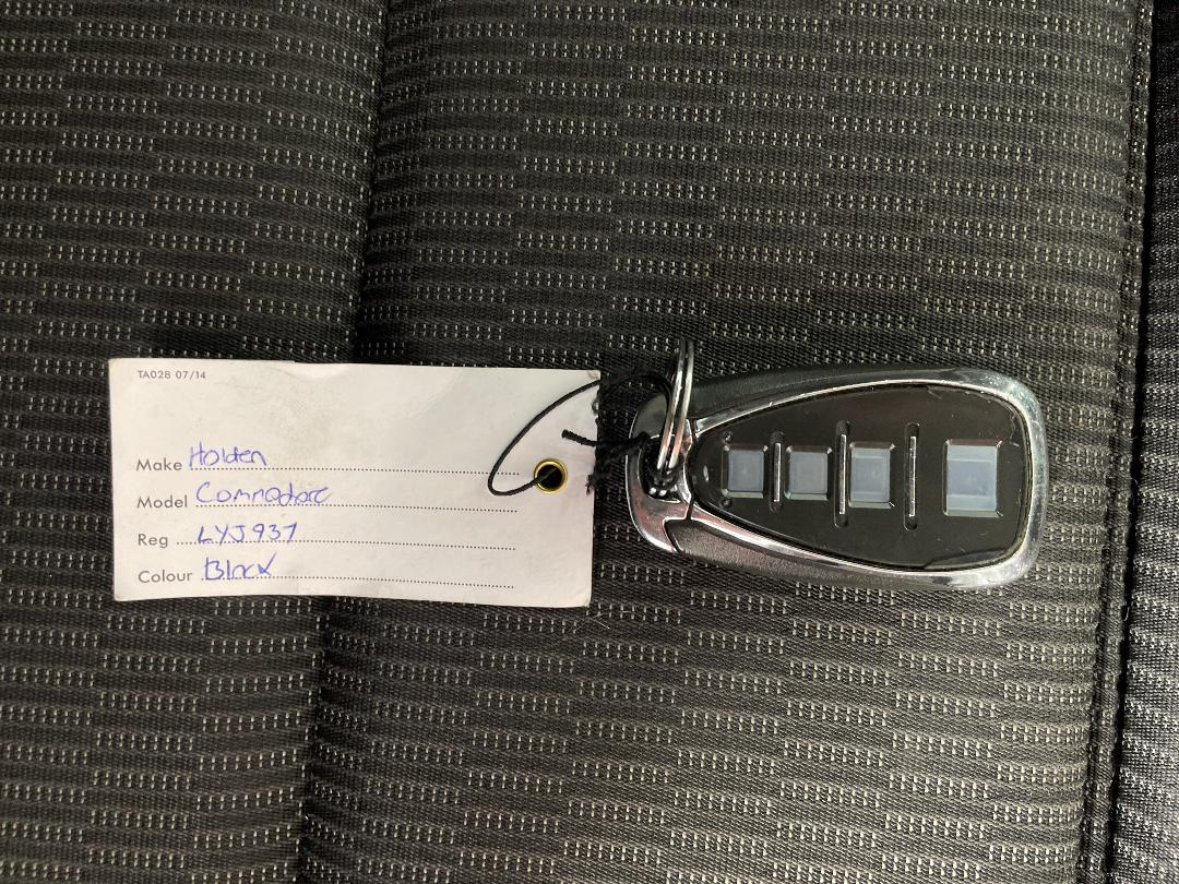 Photo '22' of Holden Commodore