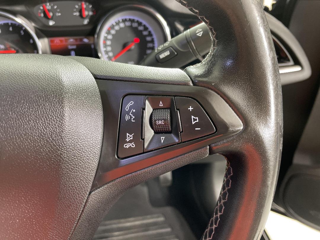 Photo '24' of Holden Commodore