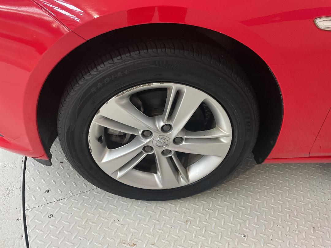 Photo '10' of Holden Commodore