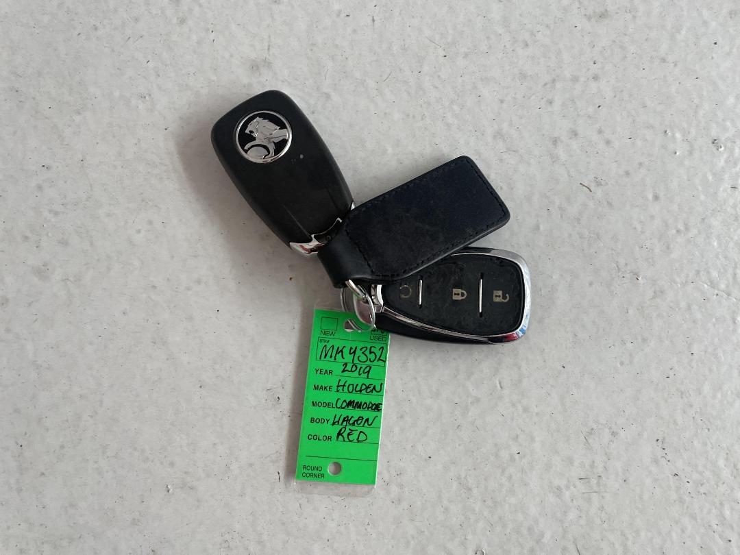 Photo '22' of Holden Commodore