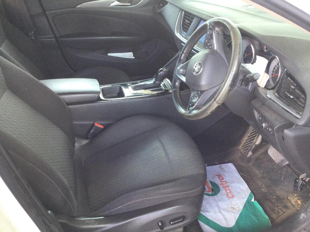 Photo '14' of Holden Commodore LT Wagon