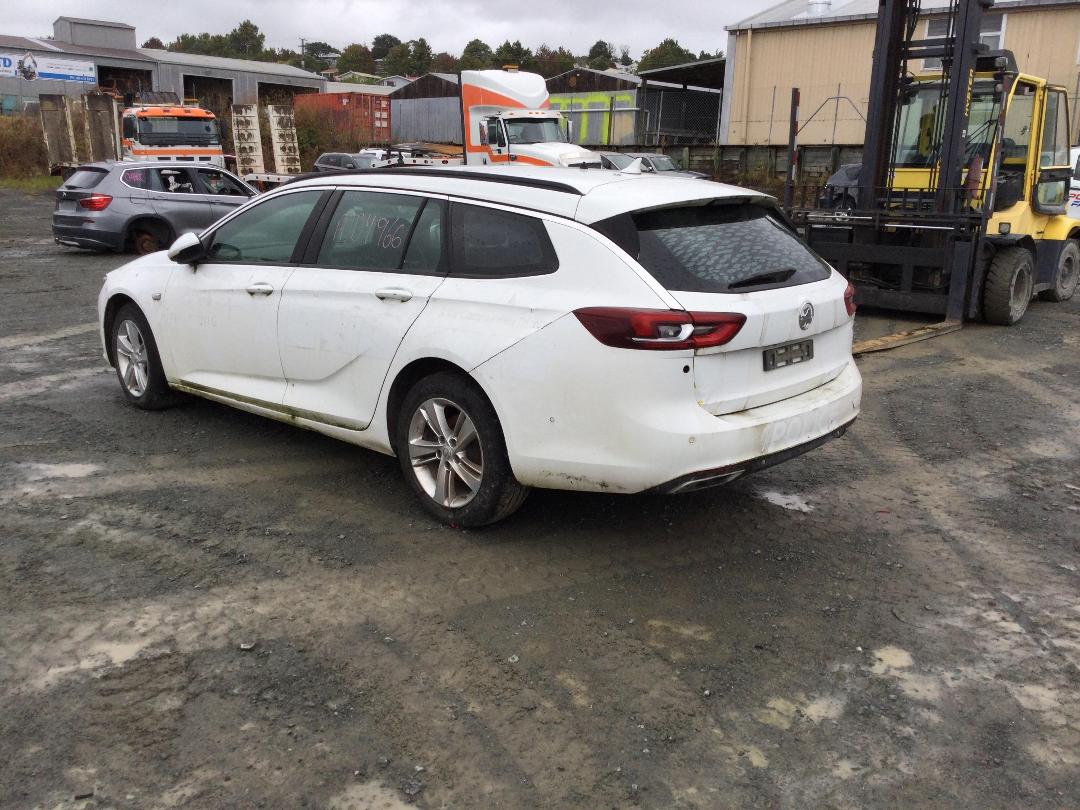 Photo '4' of Holden Commodore LT Wagon