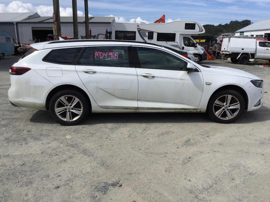 Photo '24' of Holden Commodore LT Wagon