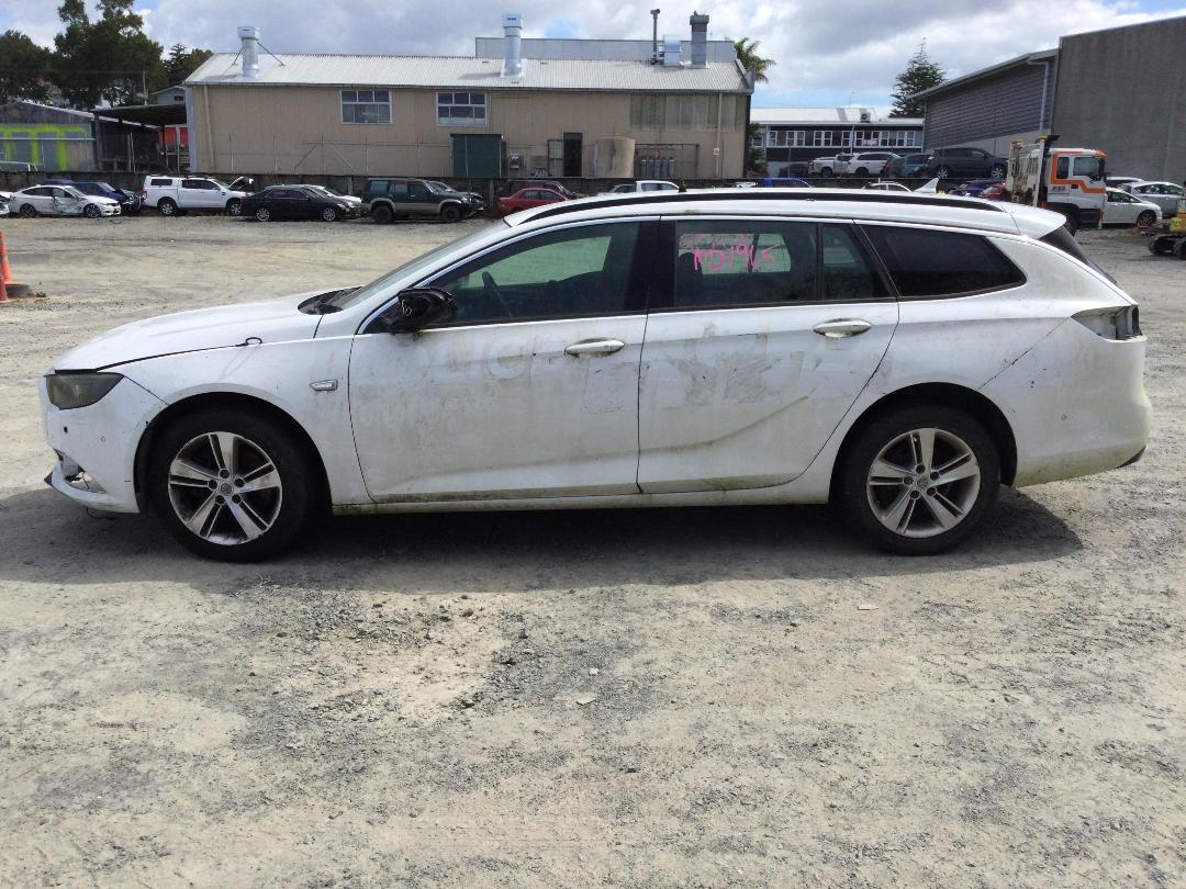 Photo '27' of Holden Commodore LT Wagon