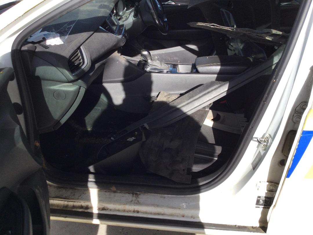 Photo '11' of Holden Commodore LT Wagon