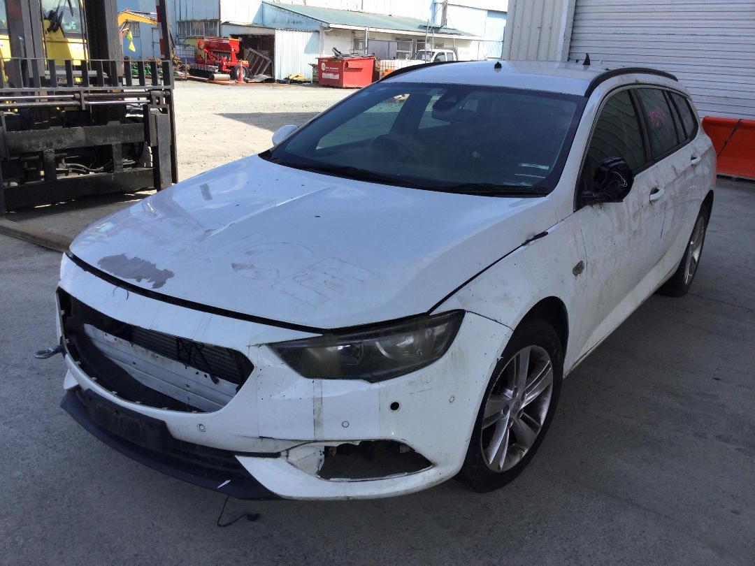 Photo '2' of Holden Commodore LT Wagon