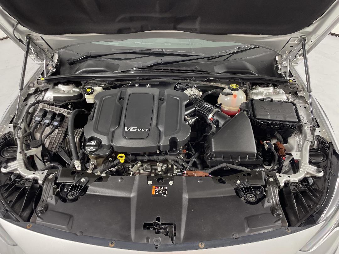 Photo '13' of Holden Commodore