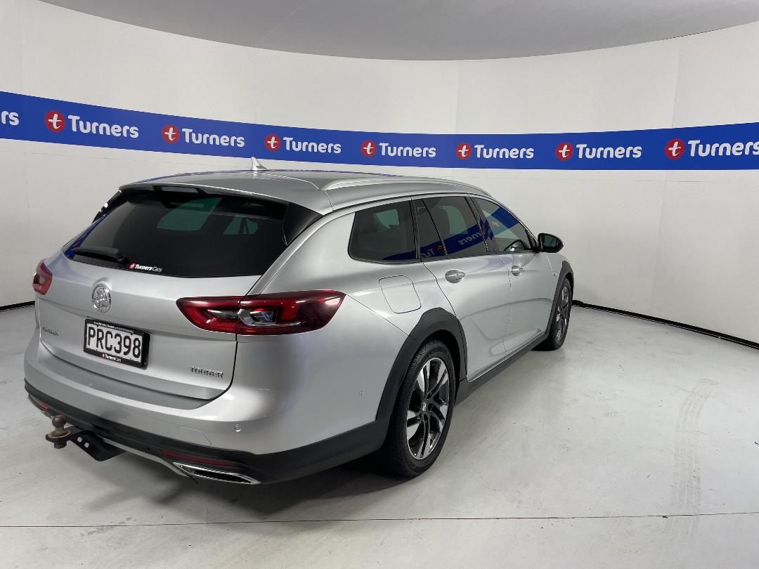 Photo '7' of Holden Commodore