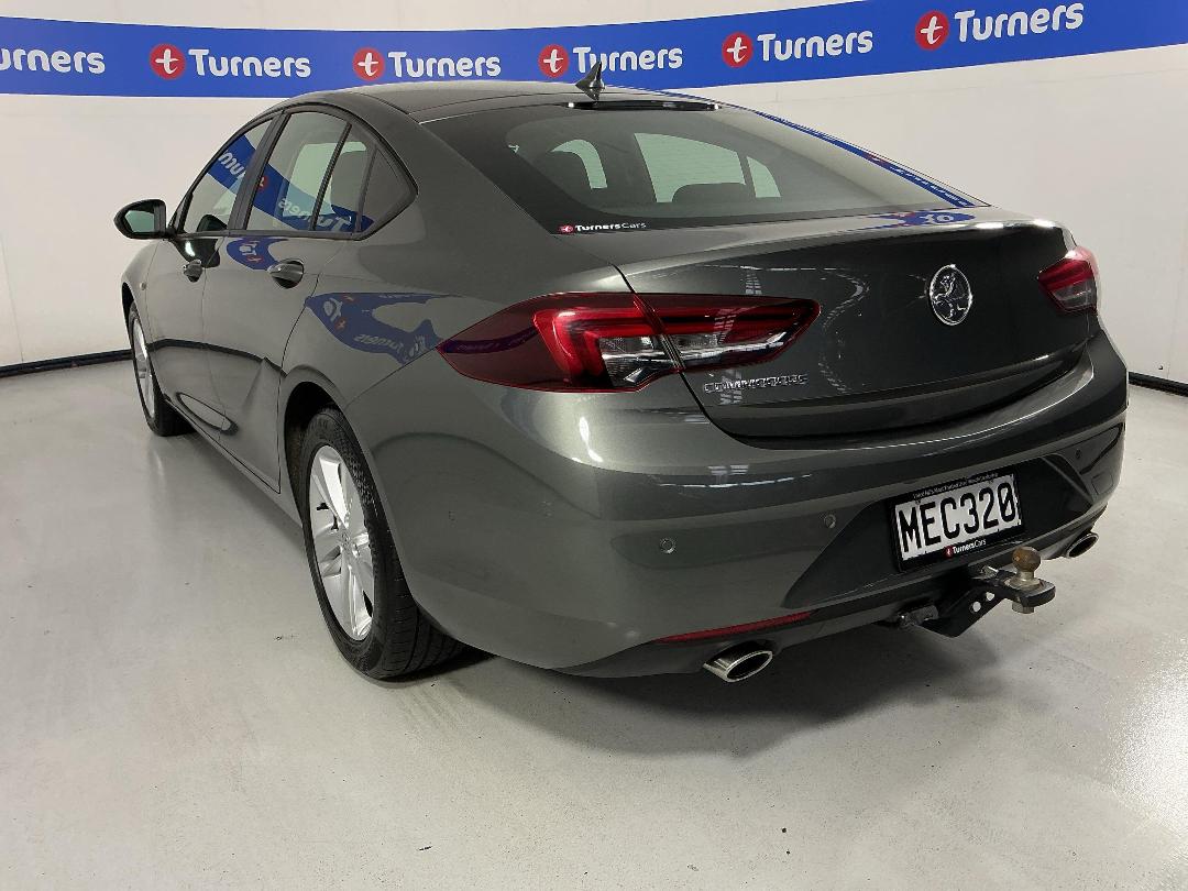 Photo '5' of Holden Commodore