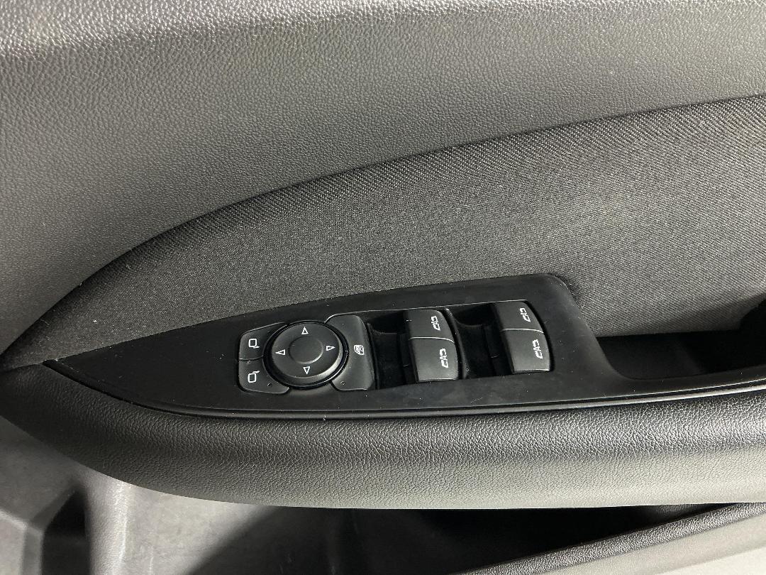 Photo '26' of Holden Commodore