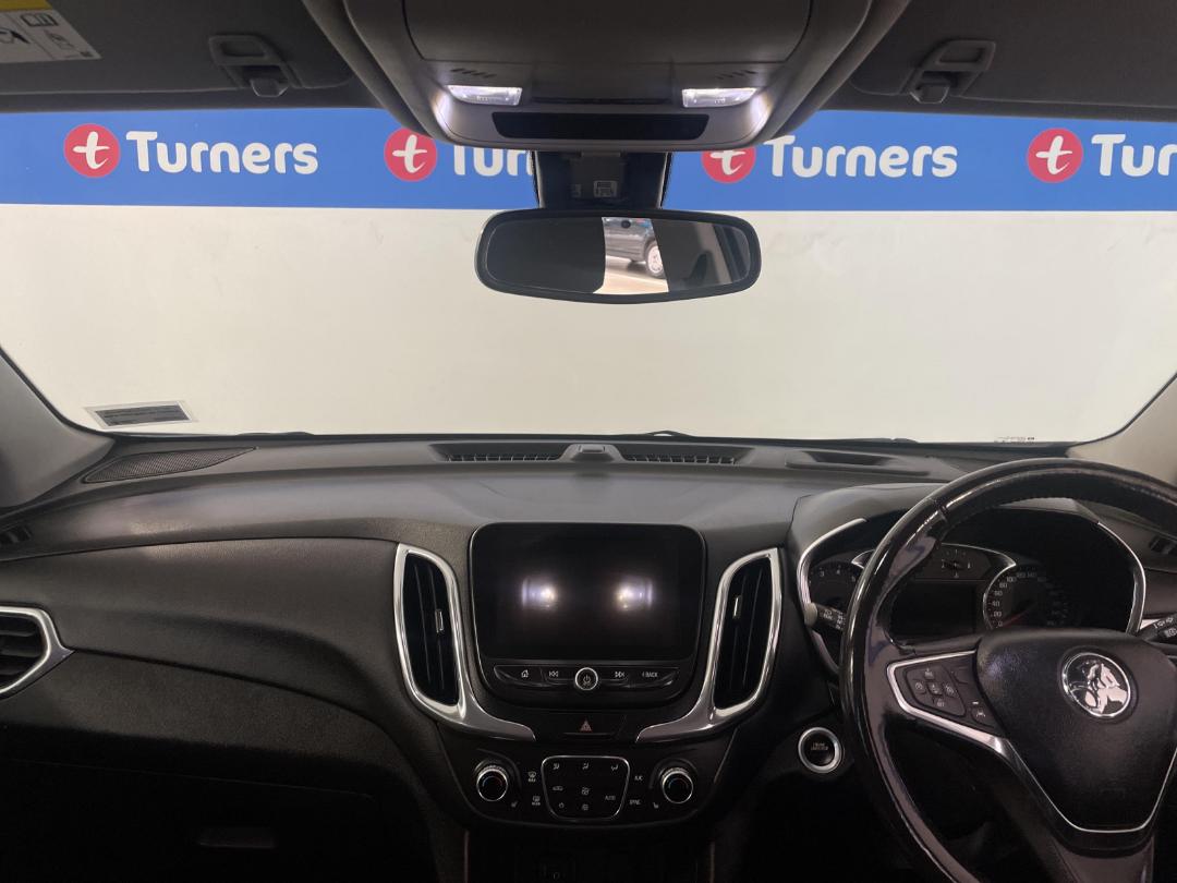 Photo '17' of Holden Equinox Photo '17' of Holden Equinox