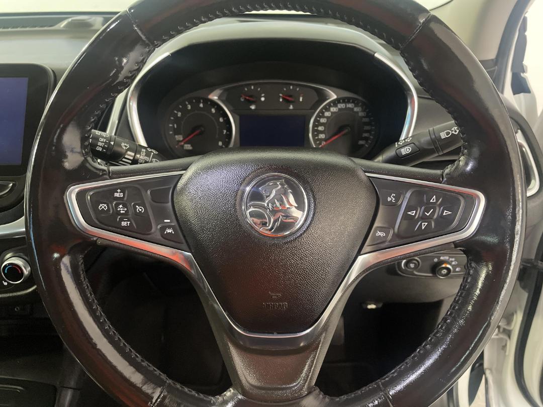 Photo '28' of Holden Equinox Photo '28' of Holden Equinox