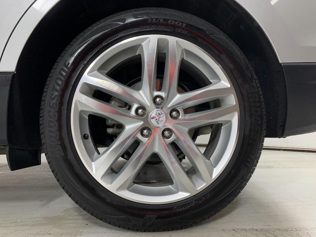 Photo '11' of Holden Equinox