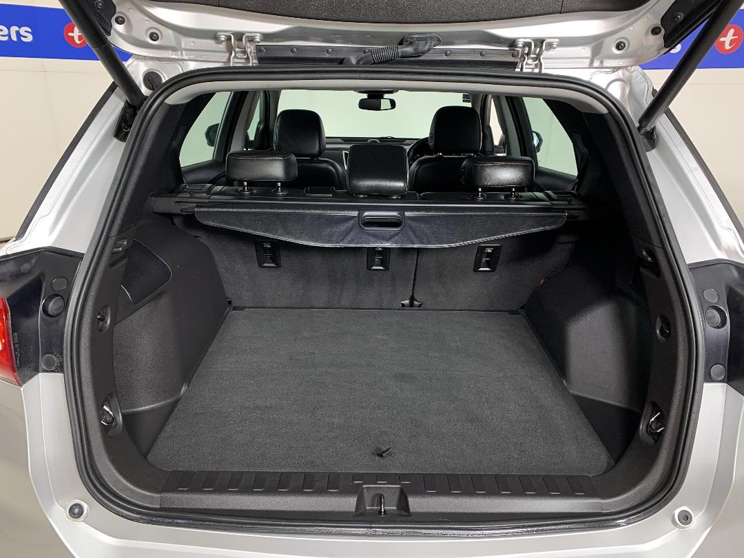 Photo '14' of Holden Equinox