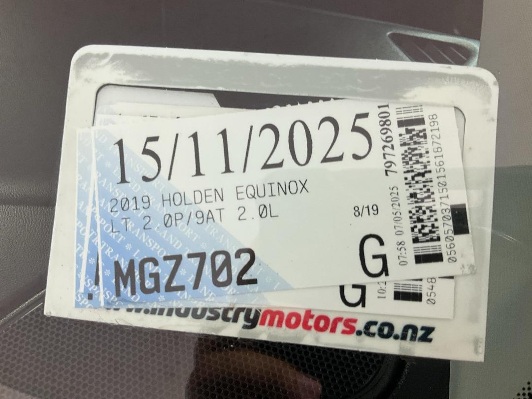 Photo '24' of Holden Equinox