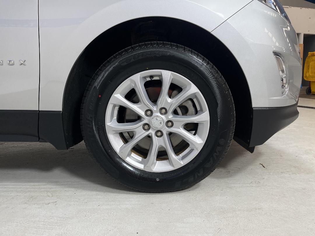 Photo '9' of Holden Equinox