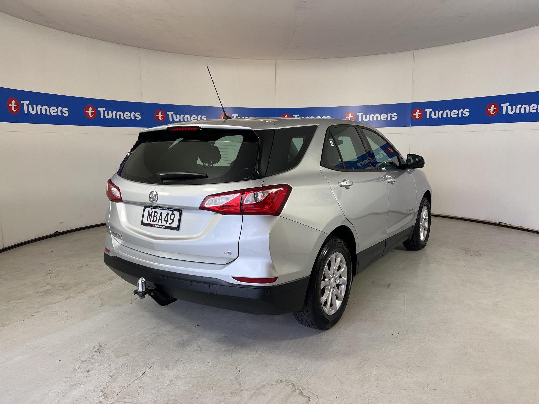 Photo '7' of Holden Equinox