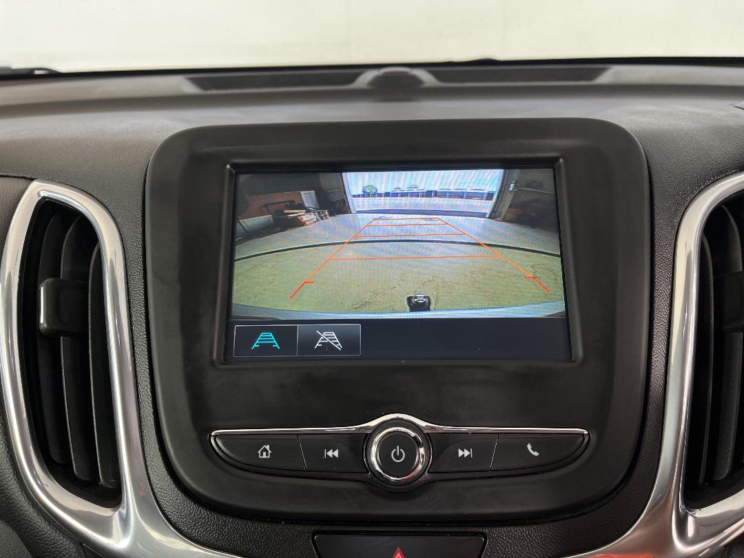 Photo '29' of Holden Equinox