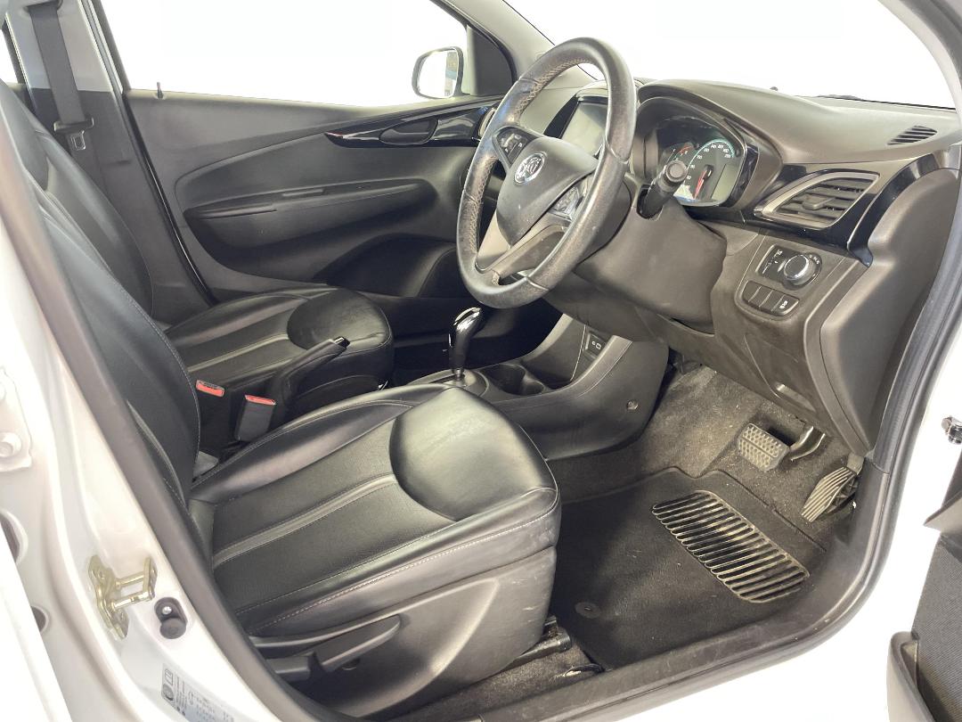 Photo '16' of Holden Spark