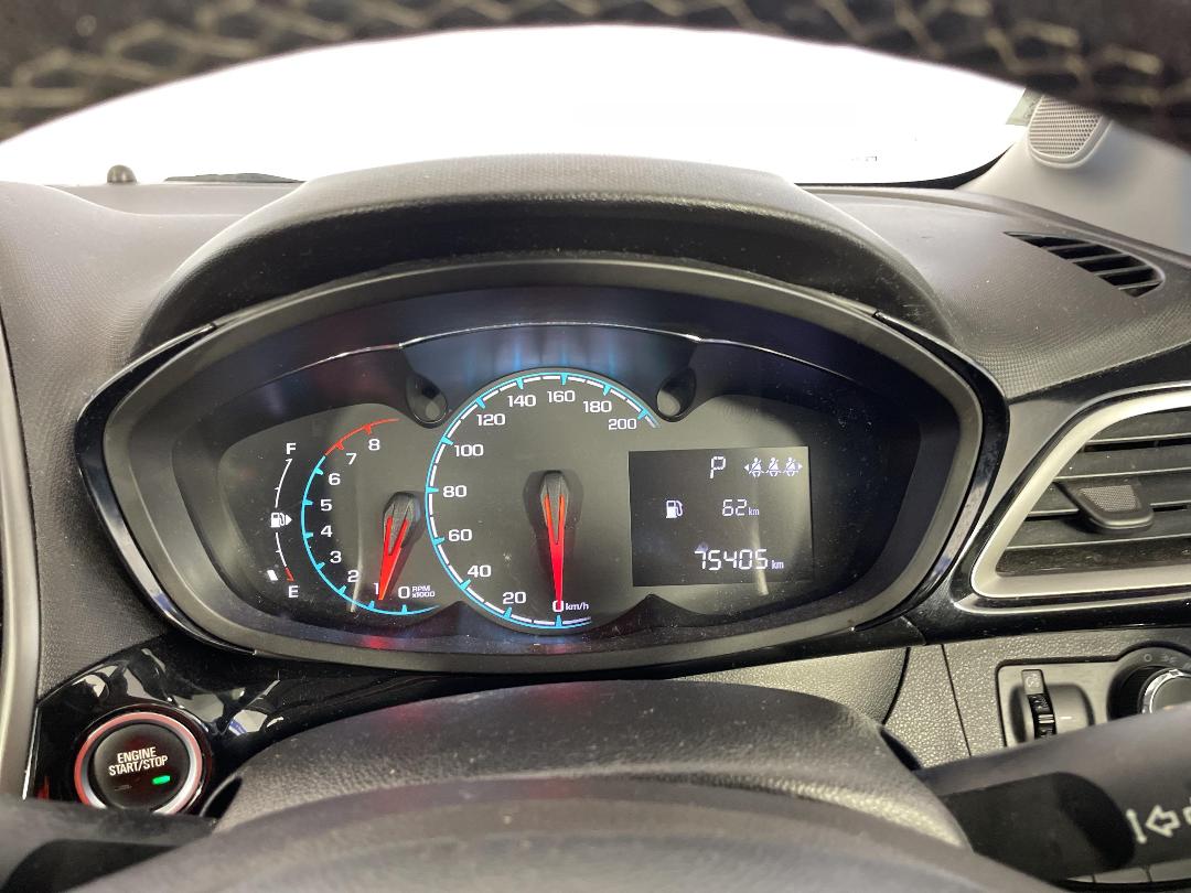 Photo '21' of Holden Spark