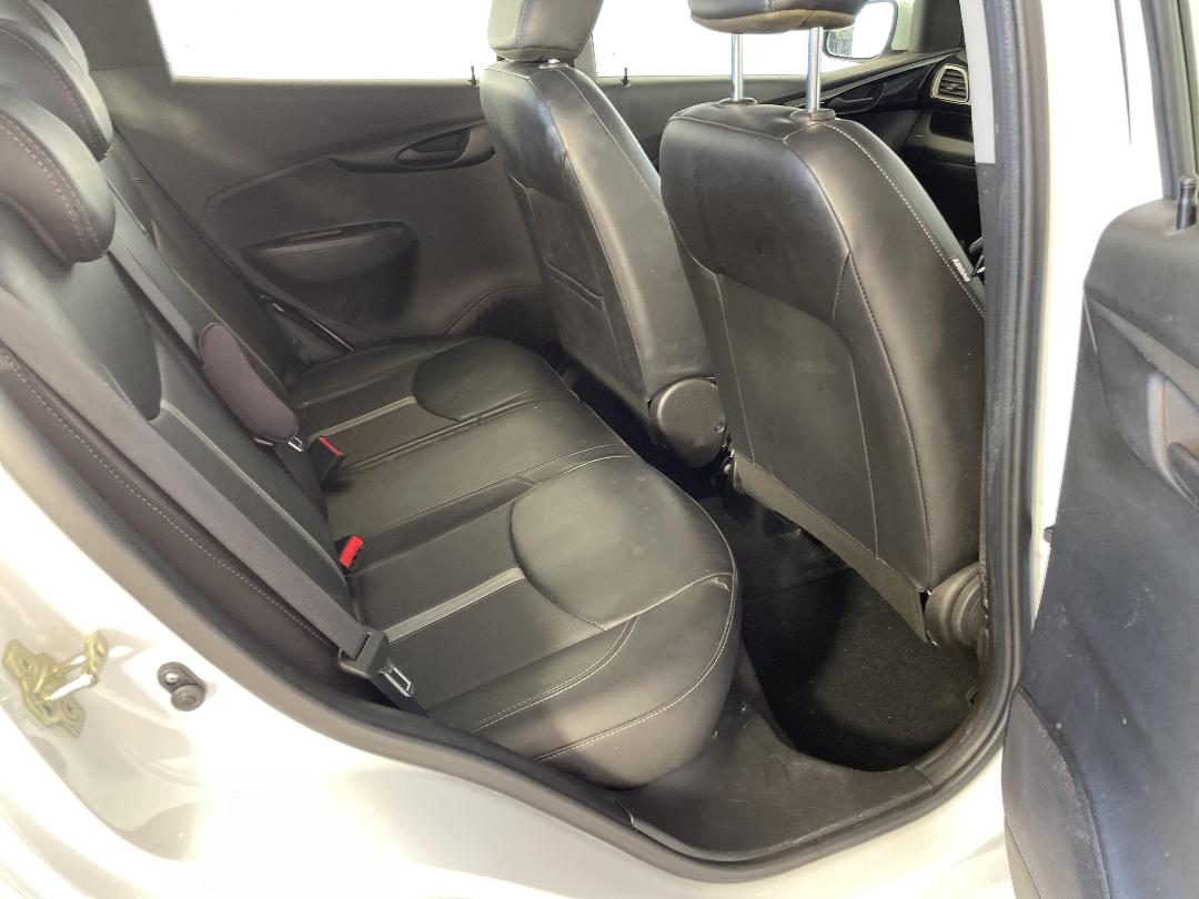 Photo '20' of Holden Spark