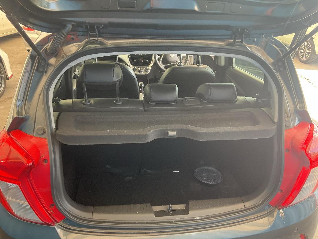 Photo '23' of Holden Spark LT