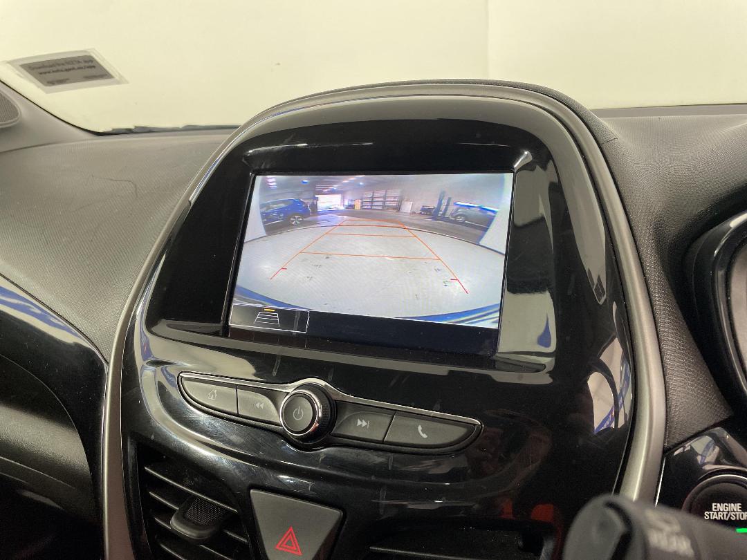 Photo '26' of Holden Spark