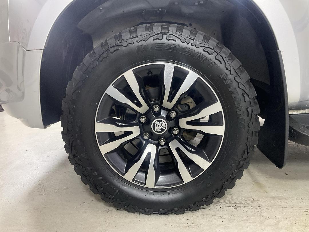 Photo '10' of Holden Trailblazer