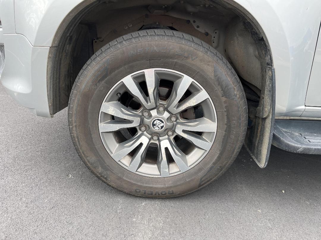 Photo '8' of Holden Trailblazer LT