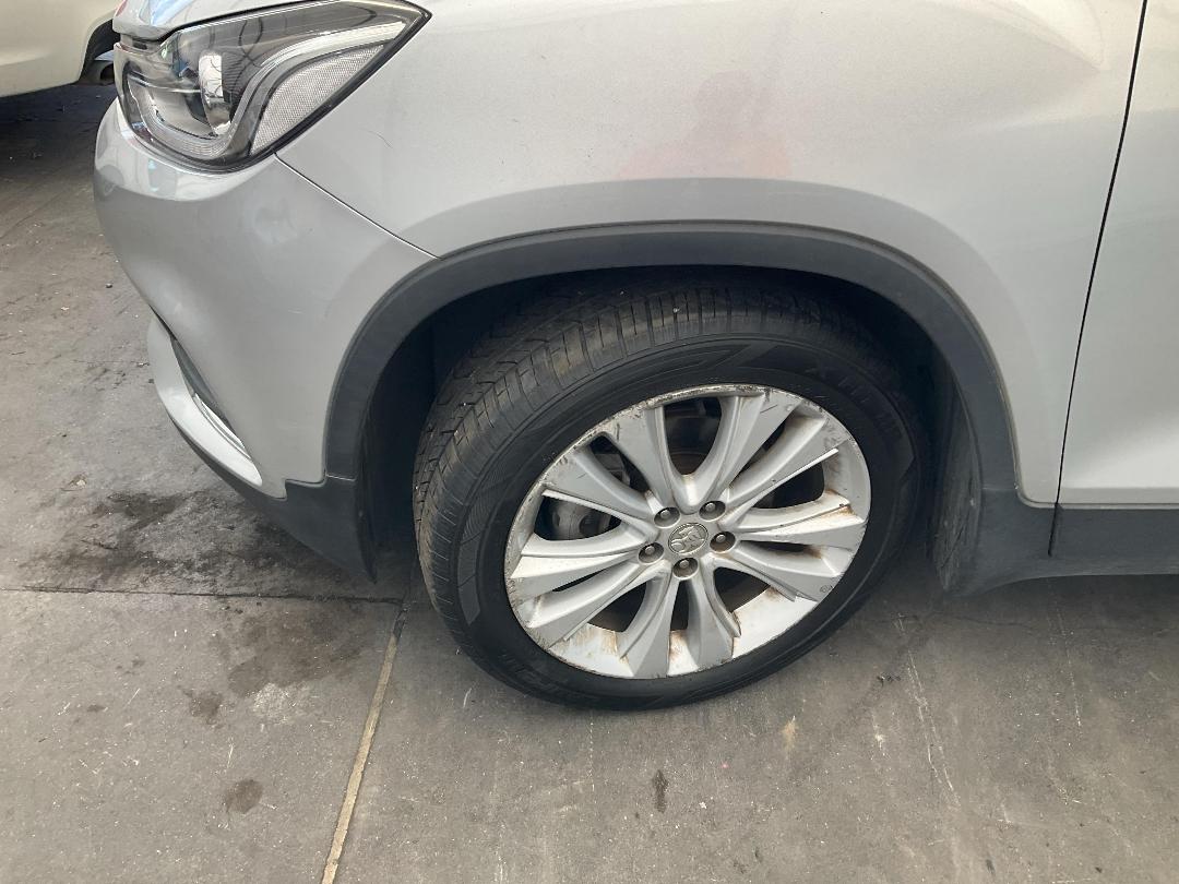 Photo '9' of Holden Trax LTZ