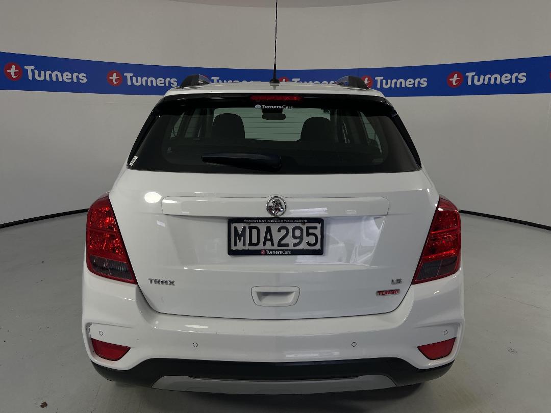 Photo '6' of Holden Trax